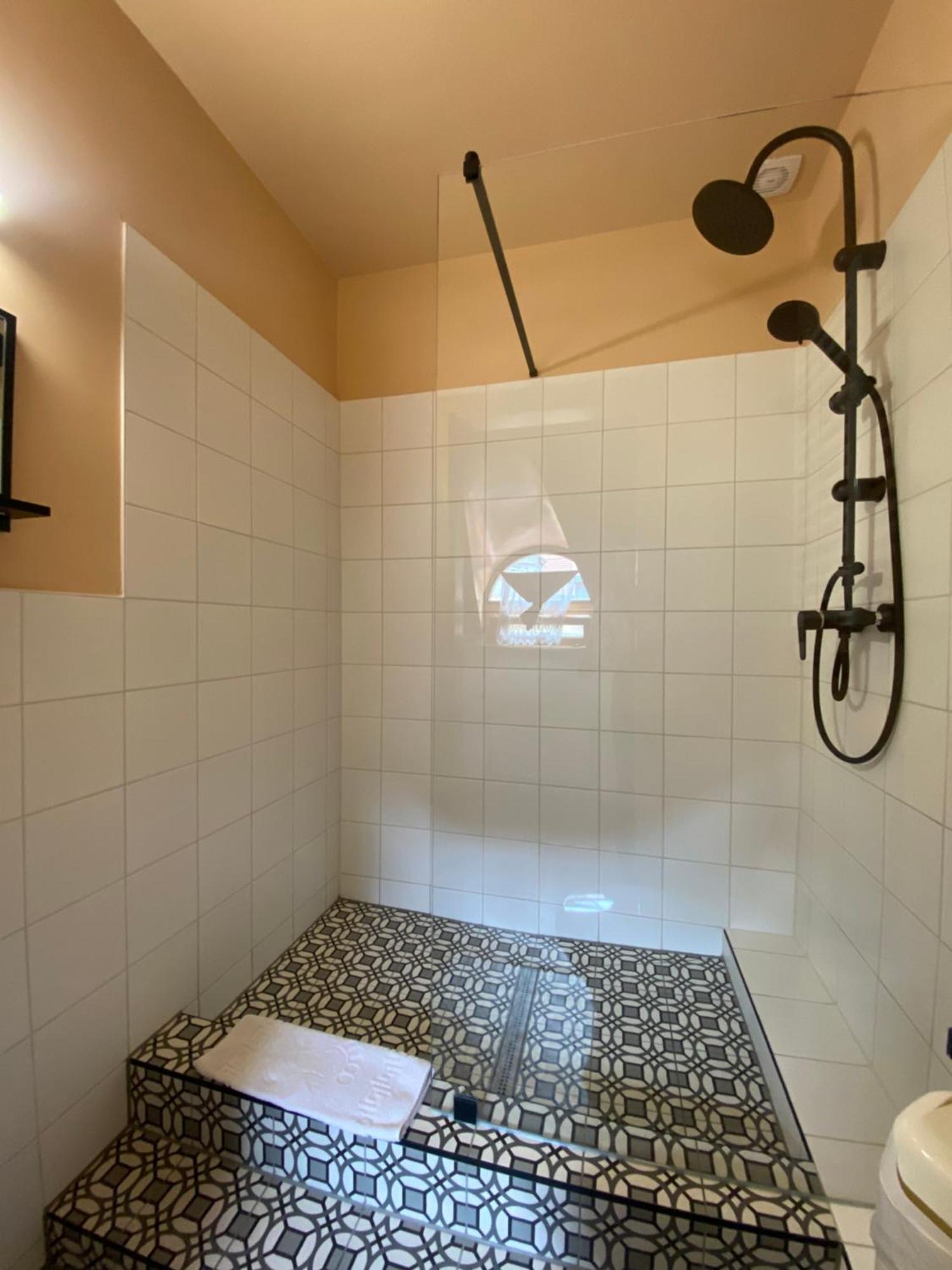 Katalinkert Panzio Bed & Breakfast Gyor Exterior photo